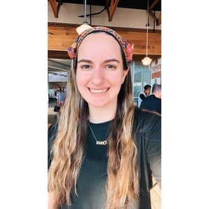 Meet your Posher, Jaclyn